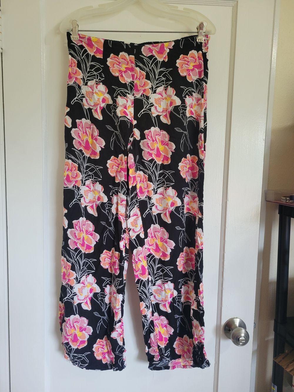 Roxy Womens Linen Wide Leg Black and Pink Floral Pants